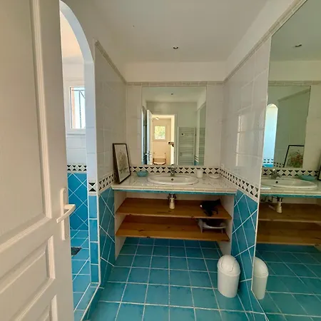 Villa Vue Mer, Spacieuse, Piscine Privee Sari-Solenzara