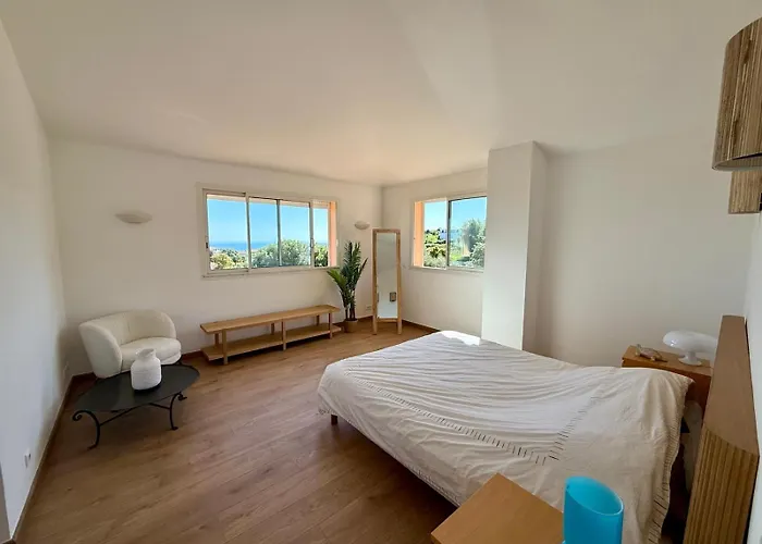 Vue Mer, Spacieuse, Piscine Privee